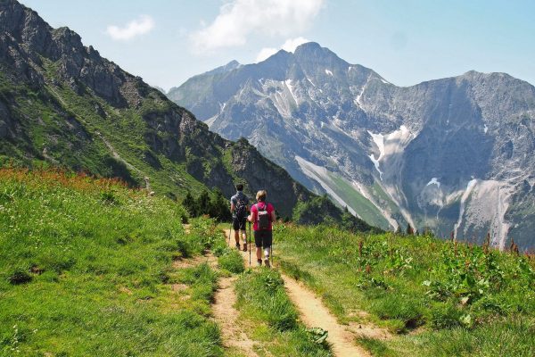 ralf1403-hike-9718263_1920